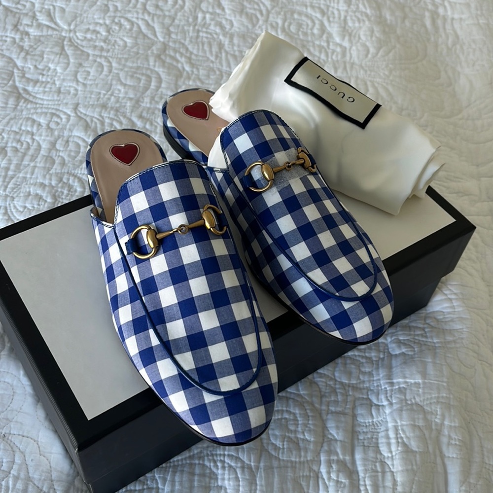 Brand new Gucci cotton . Size 7/12. Blue and white